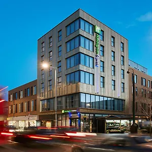 https://holiday-inn-express-london-ealing.brighton-hotels-england.com